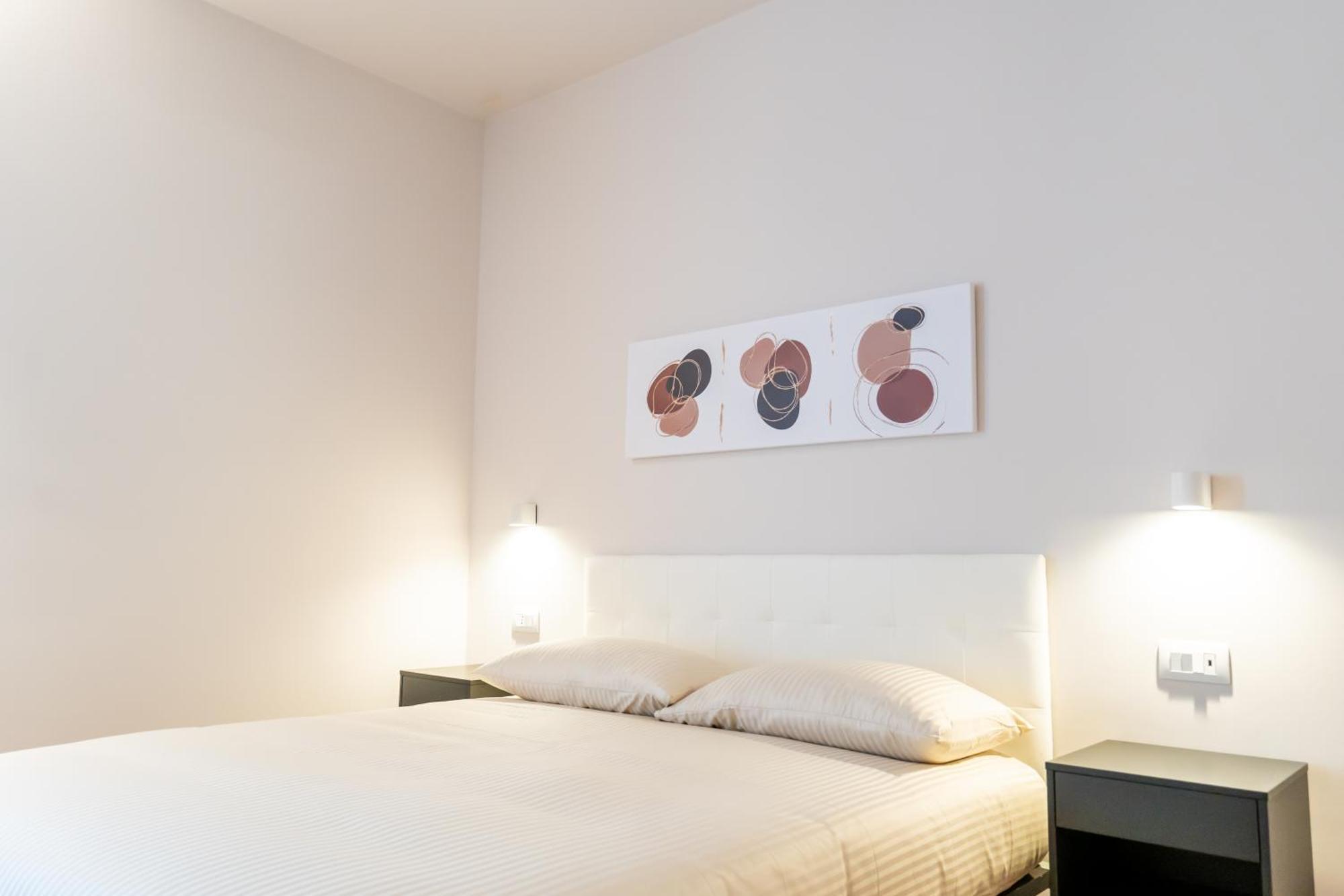 Palmanova Suites Milan Exterior photo
